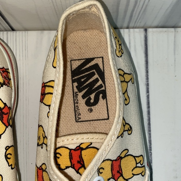 Vans x Winnie the Pooh 1990 Vintage - Picture 2 of 7